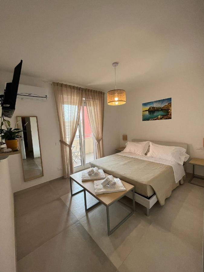 B&B Casa Laforgia Soffio Mediterraneo Полиньяно-а-Маре Экстерьер фото